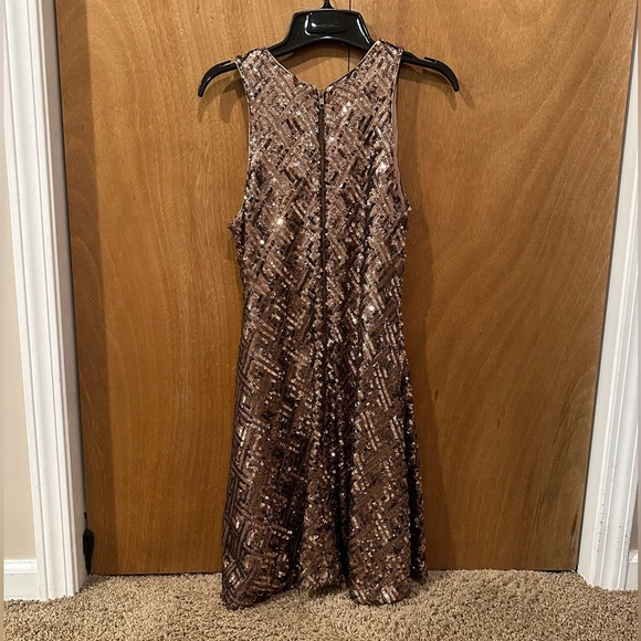 Dress the Population Gold Homecoming Dress - Picture 3 of 3